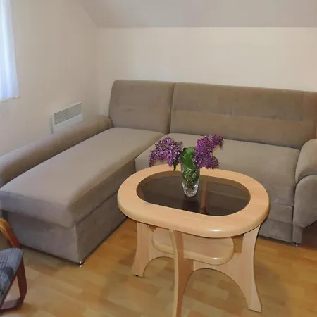 In By Aga, For 6 Persons * Lukecin
