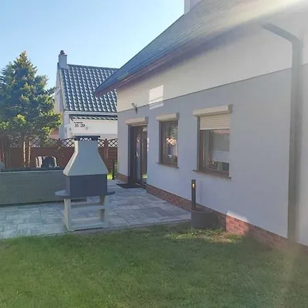 Feriehus In Near Baltic Sea Łukęcin